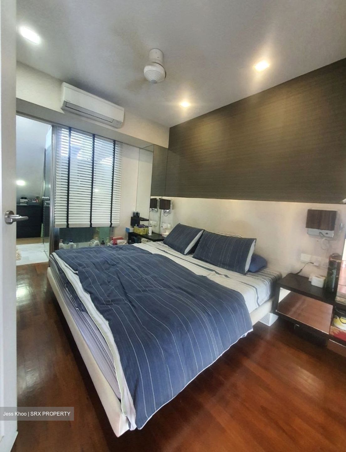 Sovereign @ Simon (D19), Terrace #542019571